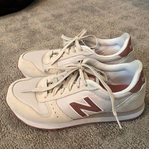 New Balance 311 Classic Size 7.5 Women’s